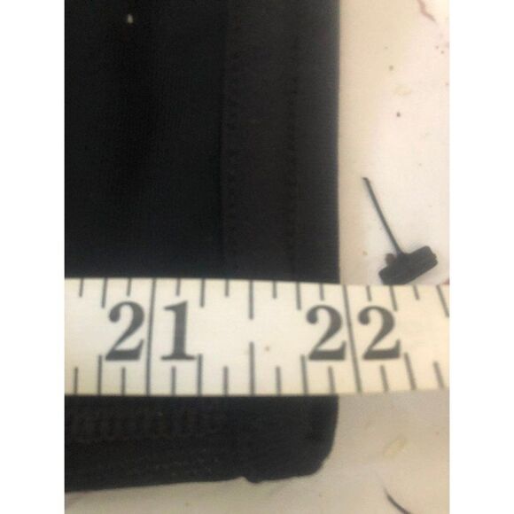 Aglow maternity size medium leggings capri black with mesh detail - Picture 5 of 5